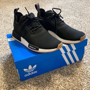 Adidas NMD_R1 PRIMEBLUE Women’s Tennis Shoe